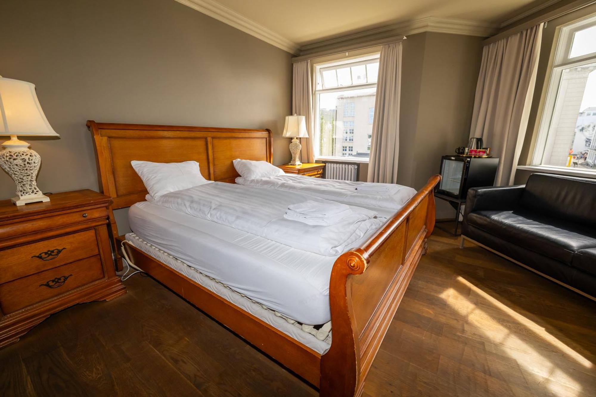 Bg4 Guesthouse Akureyri Bagian luar foto