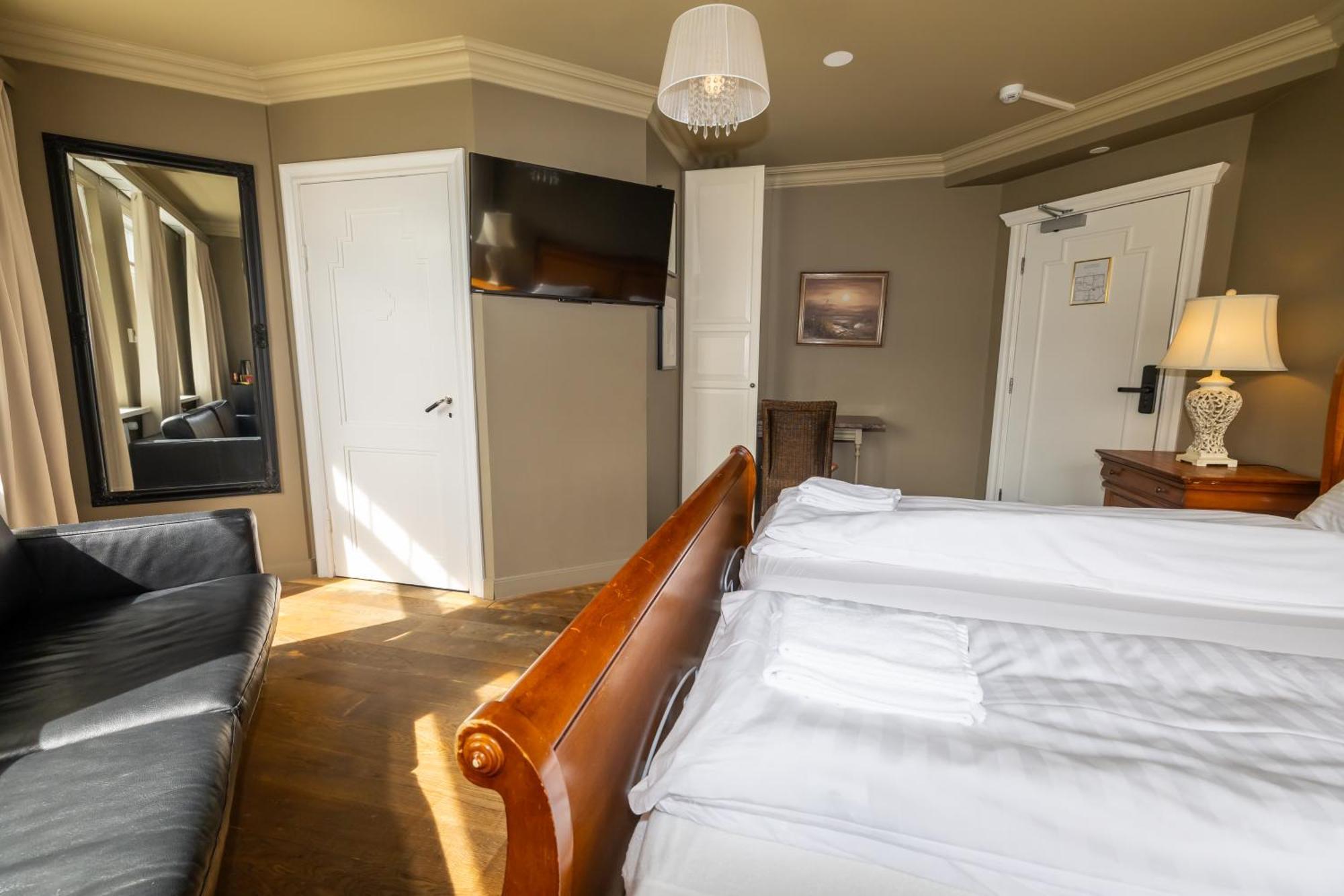 Bg4 Guesthouse Akureyri Bagian luar foto